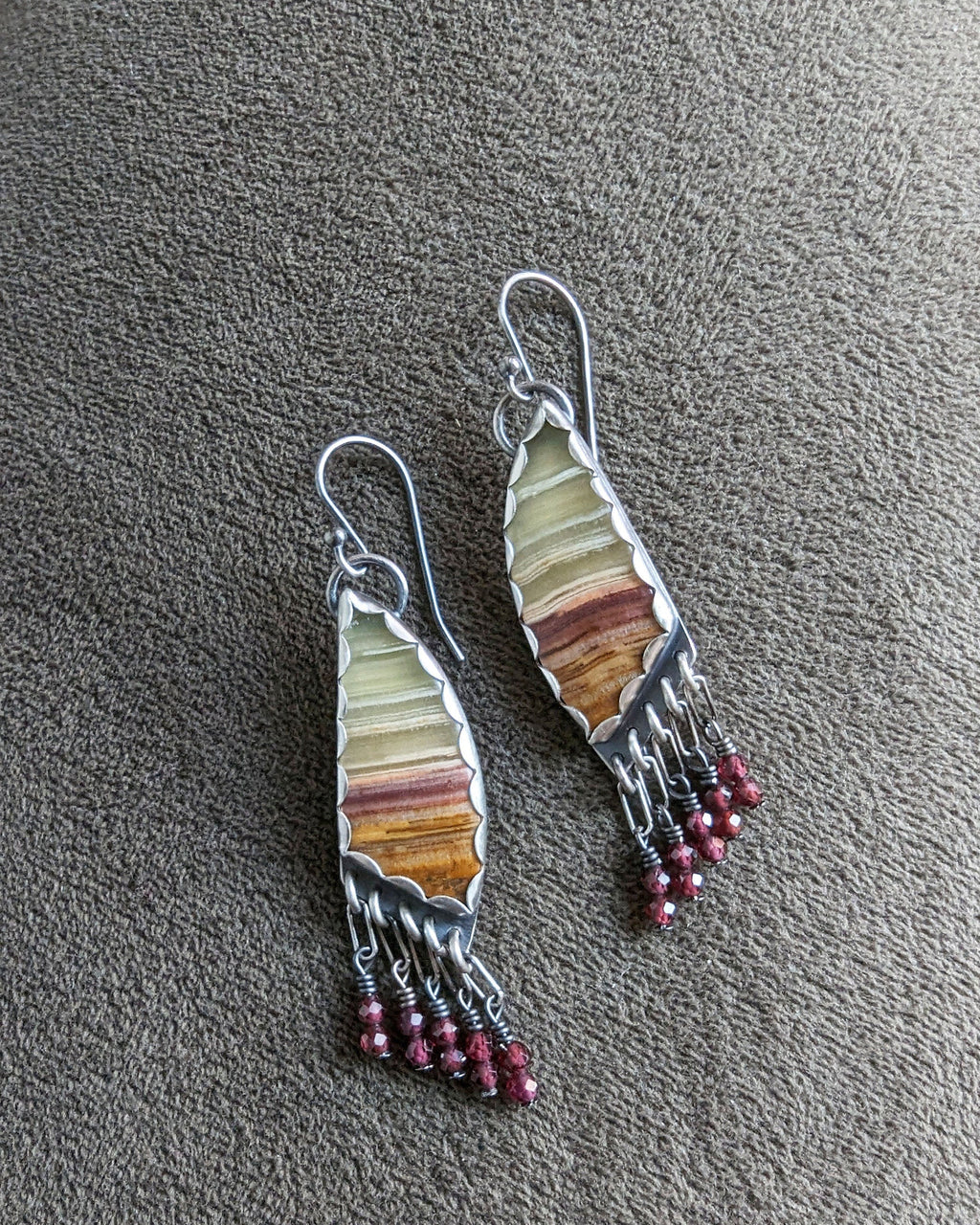 Handcrafted green onyx and garnet earrings by Rebellenhaus