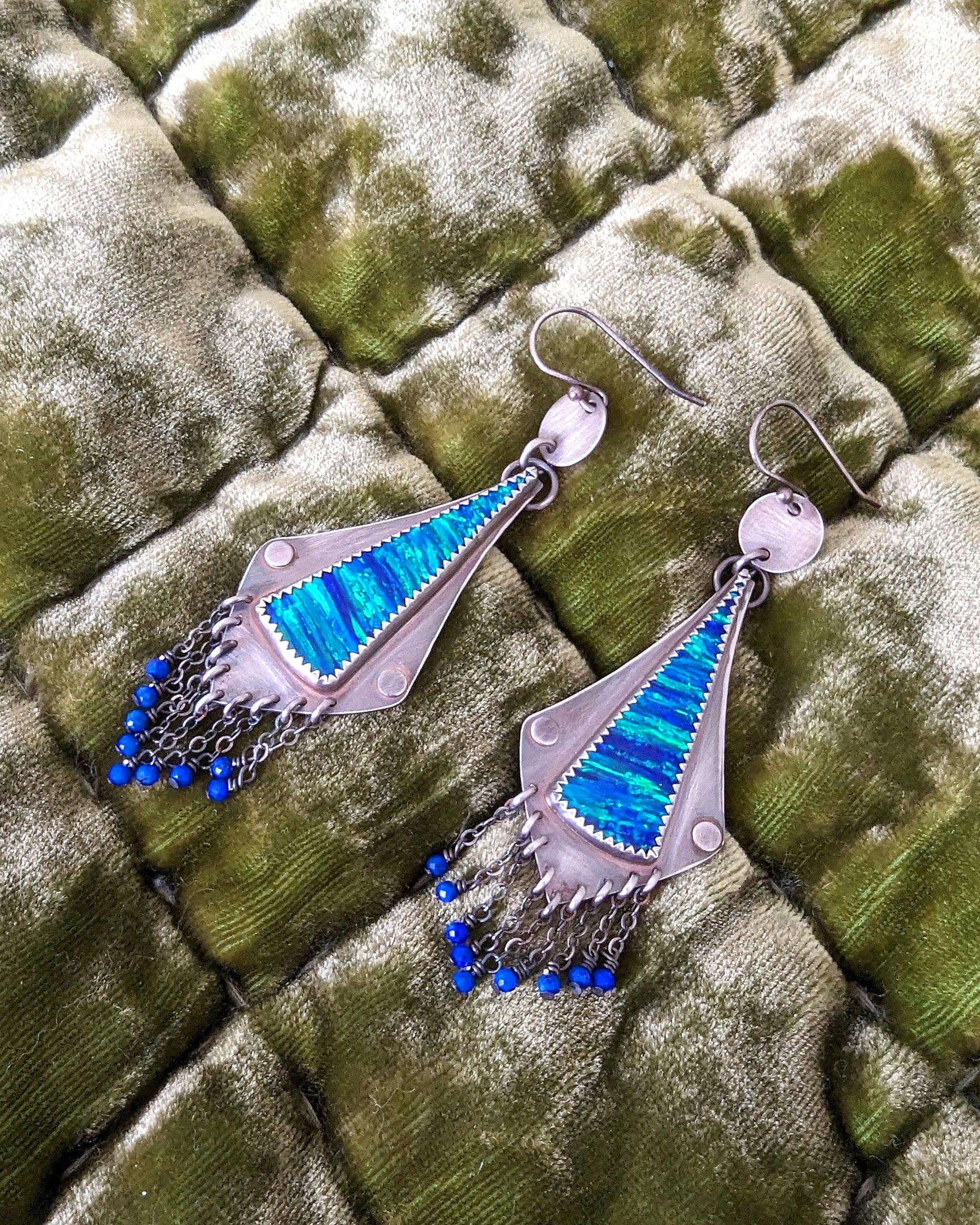 Oxidized sterling silver curvy dangle earrings