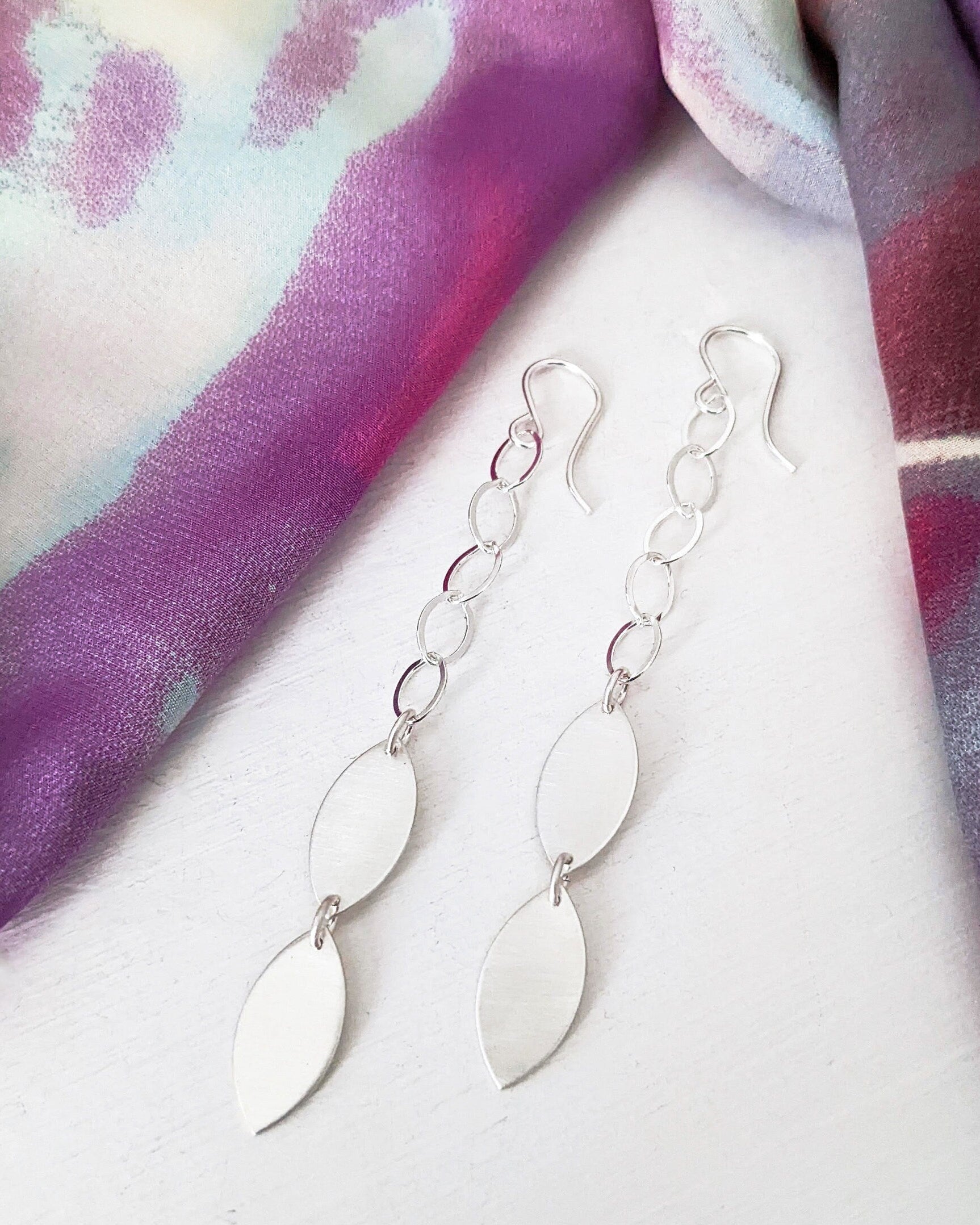Lightweight sterling silver chain dangle earrings