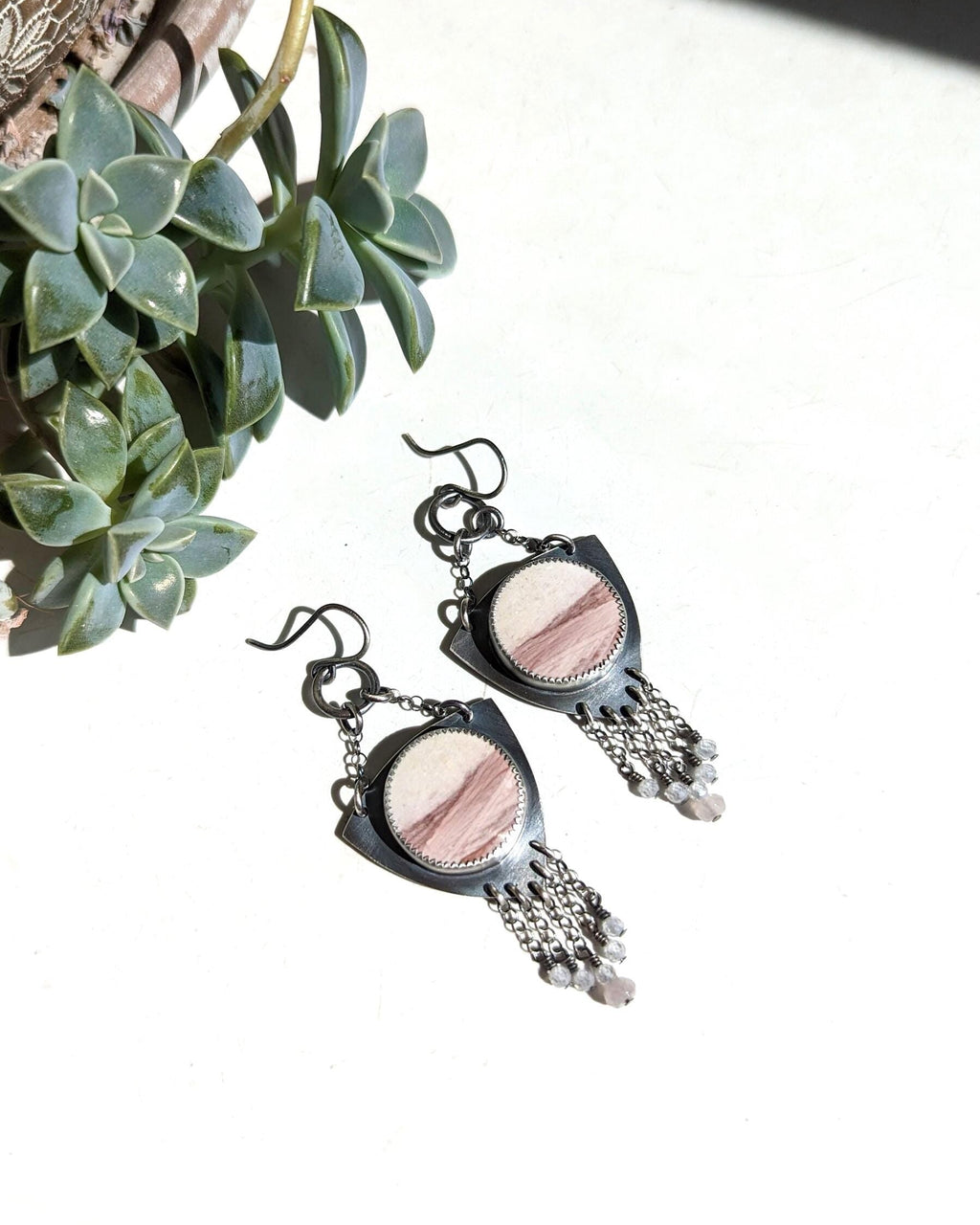 Mauvy Daydreams Earrings