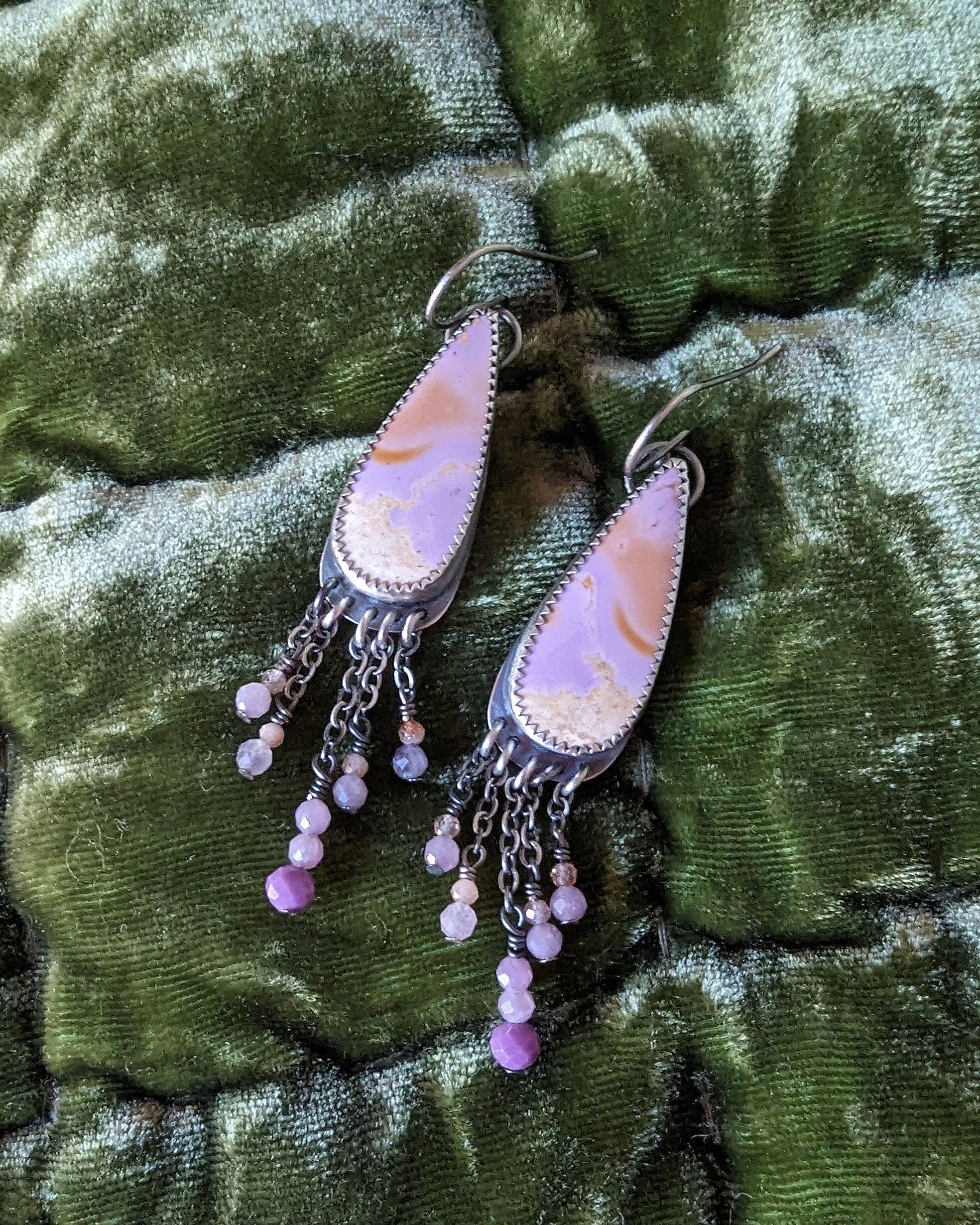 Mediumweight phosphosiderite statement earrings
