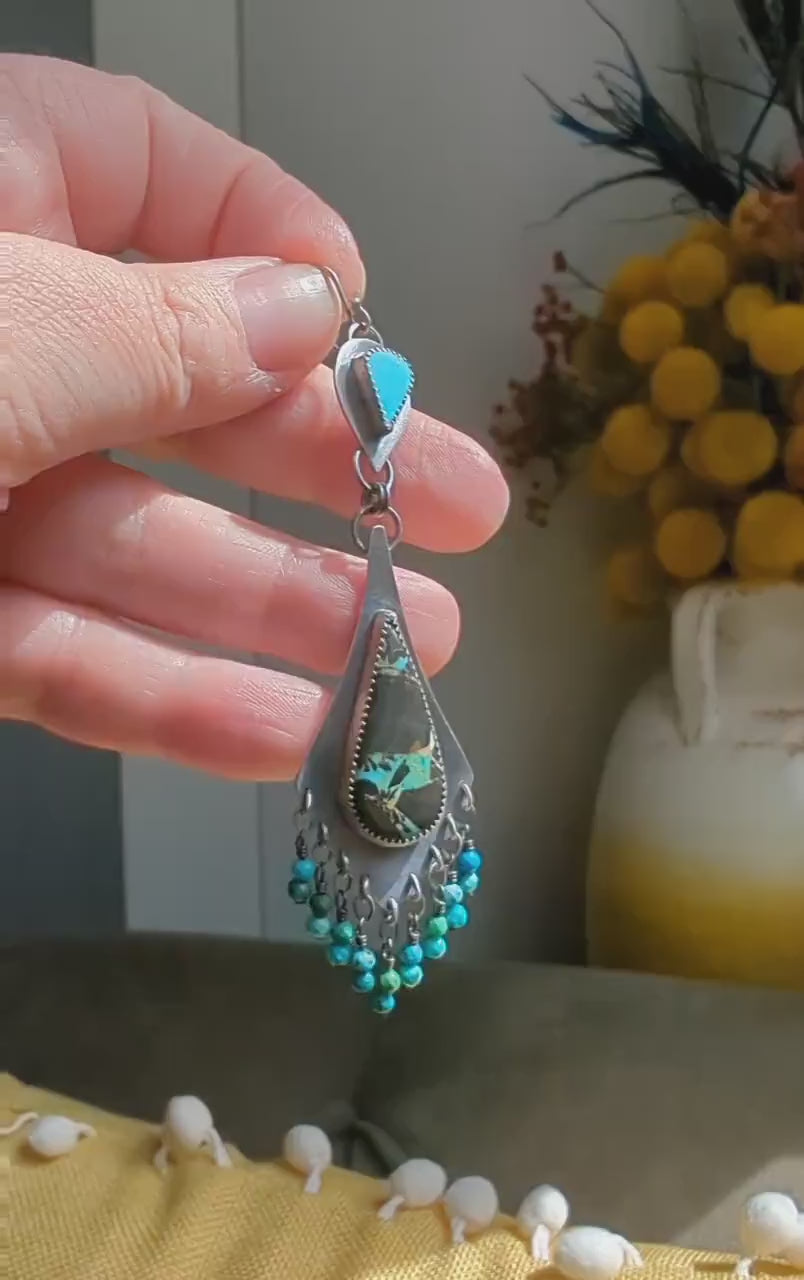 Video of Blue Earthquake earrings by Rebellenhaus