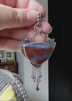 Video of moss agate pendant by Rebellenhaus