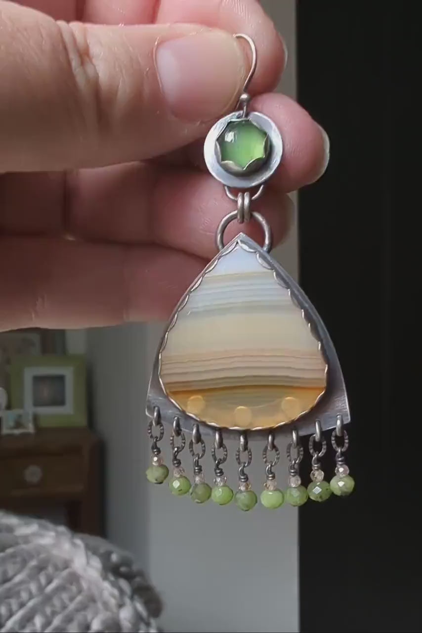 Video of A Vibrant Season Earrings by Rebellenhaus