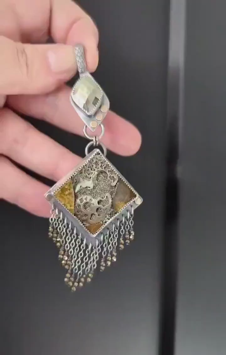 Extraordinary Machine Pendant