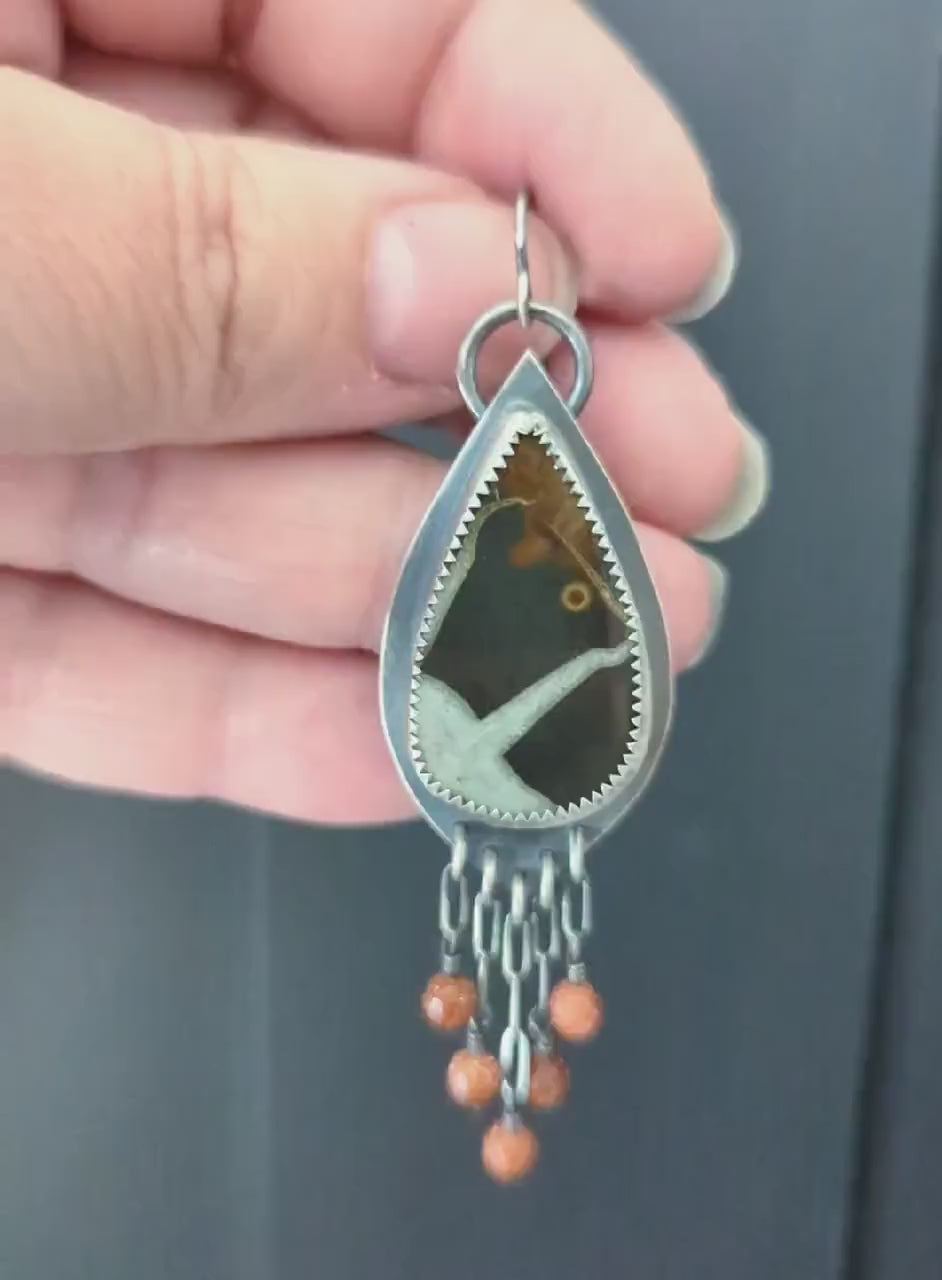 Video of septarian fossil earring by Rebellenhaus